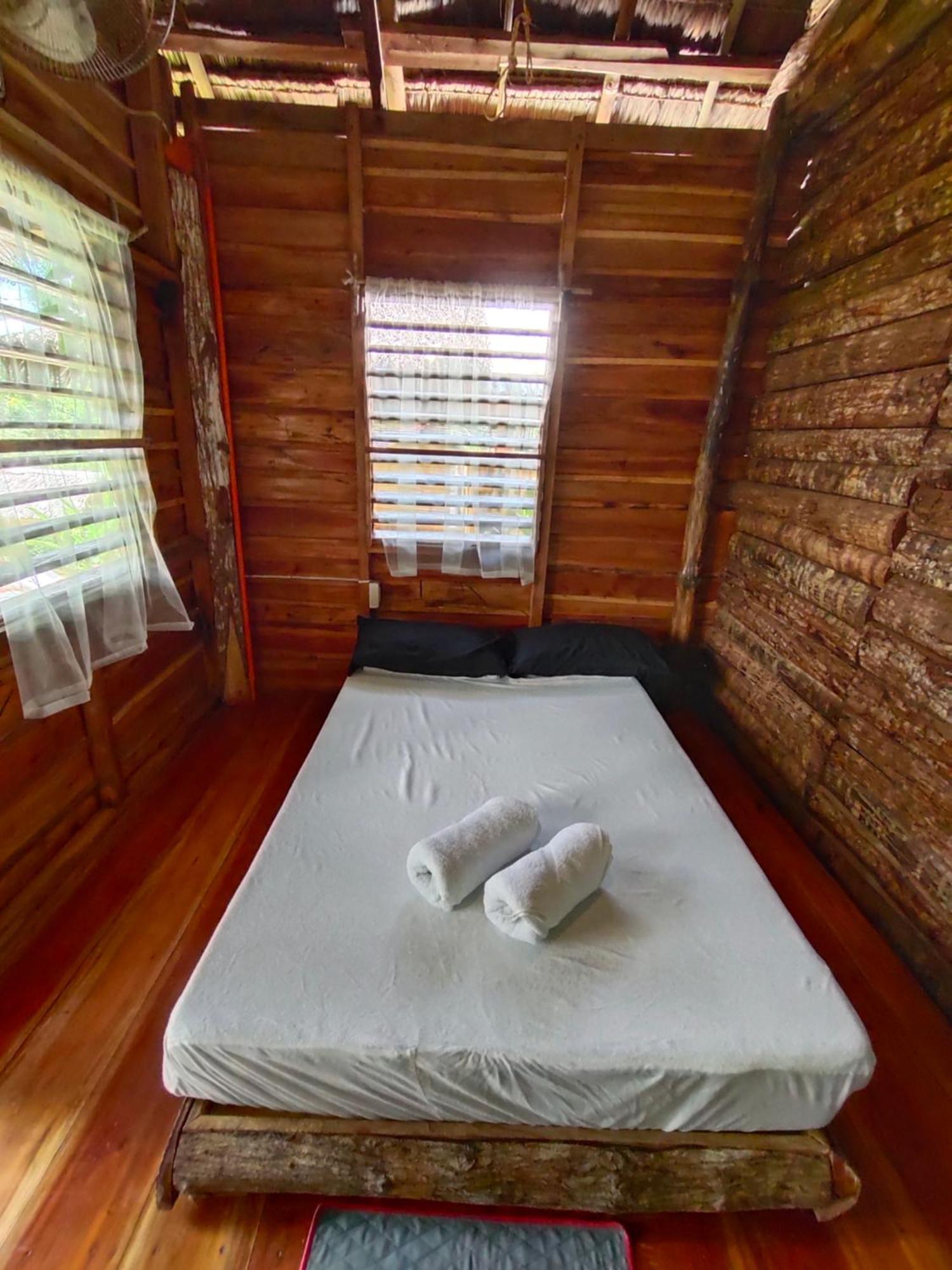 Payag N' Kapitan, Experience Pinubre Living Otel Siquijor Oda fotoğraf